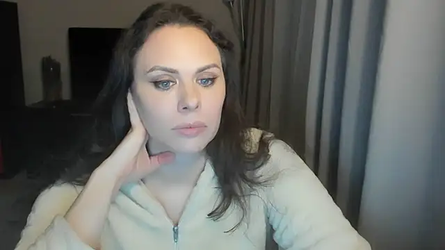 Snapshot of MollyCheiz chatting on 25, 4, 2026 MollyCheiz online show from 25, 4, 2026