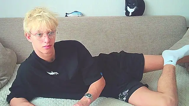 Ostin meow online show from 17, 12, 2024