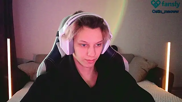 Ostin meow online show from 16, 3, 2025