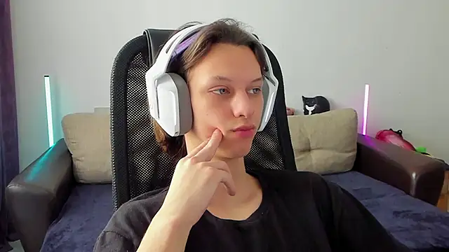 Ostin meow online show from 2, 3, 2026