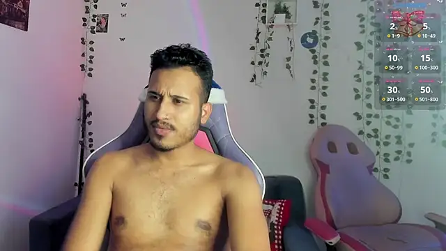 Snapshot of Raf_brunette chatting on 6, 12, 2024 Raf brunette online show from 6, 12, 2024