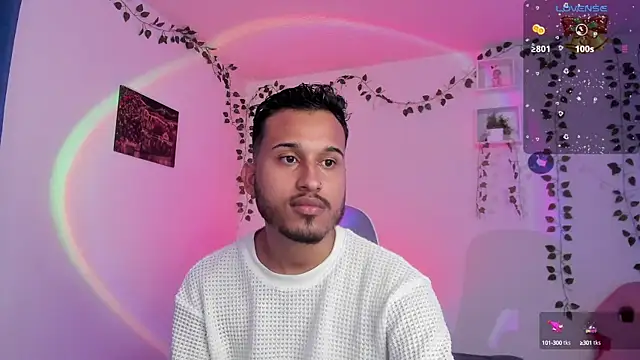 Snapshot of Raf_brunette chatting on 14, 12, 2024 Raf brunette online show from 14, 12, 2024