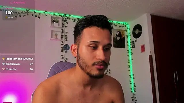 Snapshot of Raf_brunette chatting on 9, 1, 2025 Raf brunette online show from 9, 1, 2025