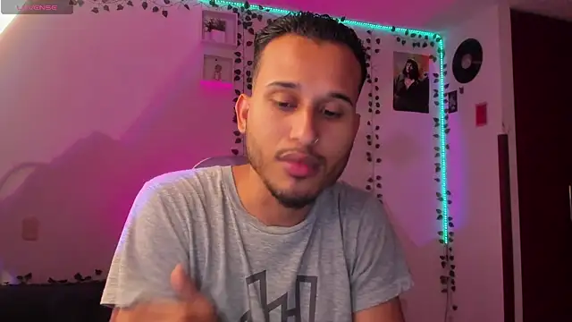 Snapshot of Raf_brunette chatting on 9, 2, 2025 Raf brunette online show from 9, 2, 2025