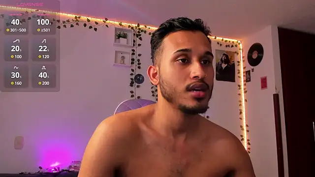 Snapshot of Raf_brunette chatting on 23, 2, 2025 Raf brunette online show from 23, 2, 2025