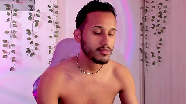 Snapshot of Raf_brunette chatting on 26, 9, 2025 Raf brunette online show from 26, 9, 2025