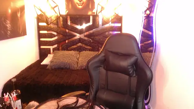 scarleth blue online show from 6, 5, 2026