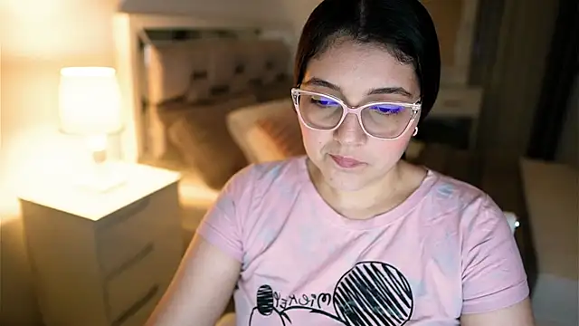 Camilaa bueno online show from 21, 11, 2025