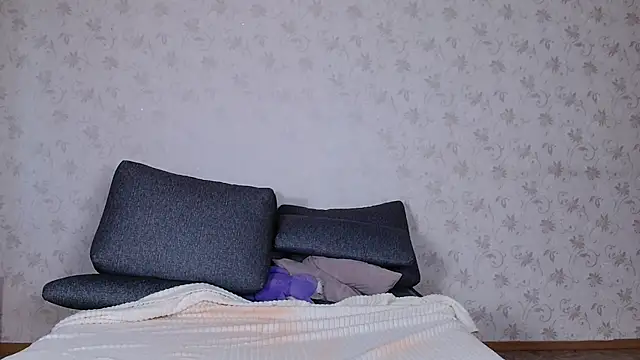 sofiaa here online show from 24, 7, 2026