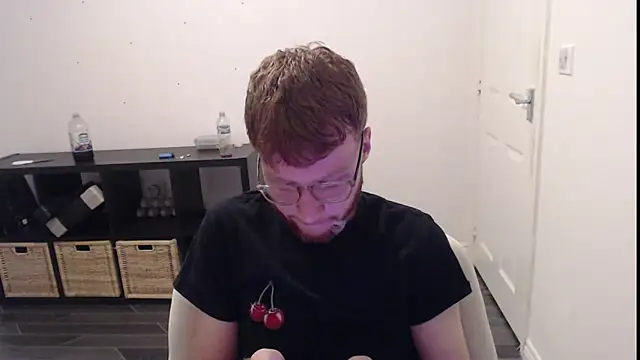 Snapshot of PrettyGinger chatting on 3, 12, 2024 PrettyGinger online show from 3, 12, 2024