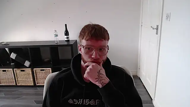 Snapshot of PrettyGinger chatting on 14, 12, 2024 PrettyGinger online show from 14, 12, 2024