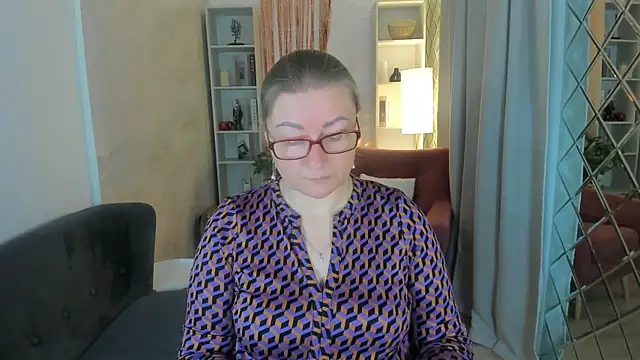 AlexandraKind online show from 10, 1, 2026