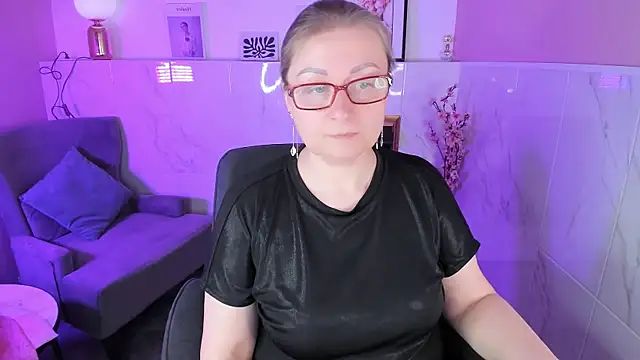 AlexandraKind online show from 11, 3, 2026