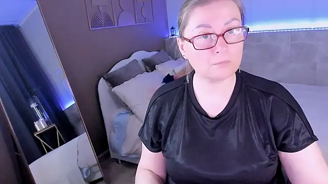 AlexandraKind online show from 18, 3, 2026