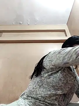 Magical Girl- online show from 15, 3, 2025