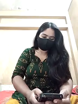 Magical Girl- online show from 8, 11, 2025