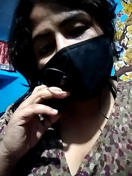 Love-Veronica online show from 4, 2, 2026