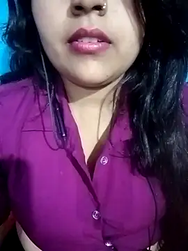 Love-Veronica online show from 6, 5, 2026