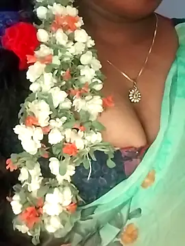 Sexy Radhikaa online show from 3, 6, 2026