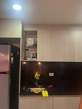 varenkaivanova 22 online show from 20, 3, 2025