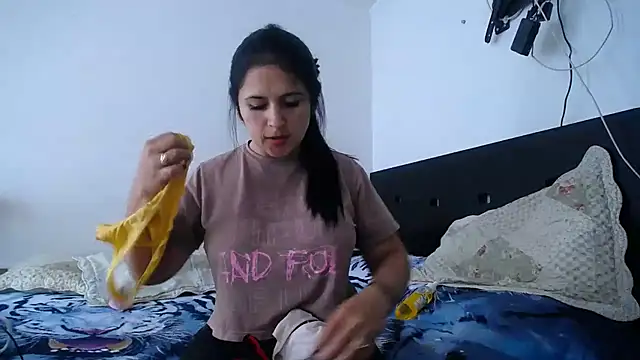 princehermosa44 online show from 25, 6, 2026