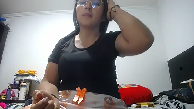 princehermosa44 online show from 4, 7, 2026