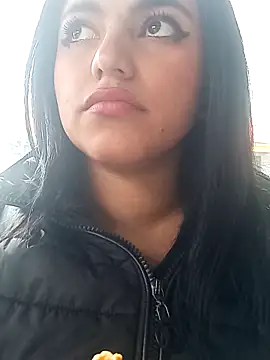 Naomy veracruz  online show from 3, 5, 2026