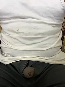 Snapshot of aprivateguy chatting on 25, 12, 2024 aprivateguy online show from 25, 12, 2024