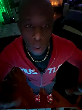 Snapshot of Bignc chatting on 2, 10, 2025 Bignc online show from 2, 10, 2025