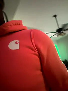 Snapshot of Bignc chatting on 8, 10, 2025 Bignc online show from 8, 10, 2025