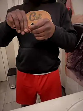 Snapshot of Bignc chatting on 13, 10, 2025 Bignc online show from 13, 10, 2025