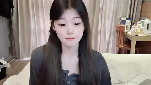 Snapshot of yangyang-1115 chatting on 19, 2, 2025 yangyang-1115 online show from 19, 2, 2025