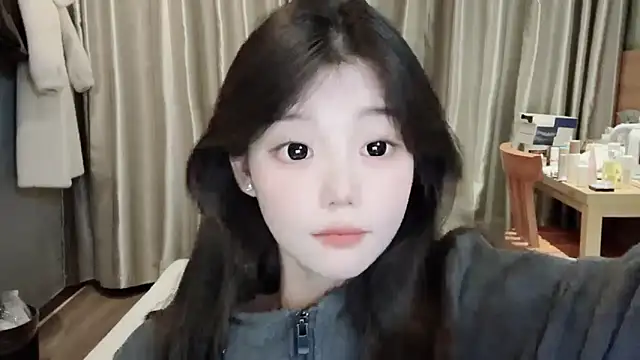 Snapshot of yangyang-1115 chatting on 20, 2, 2025 yangyang-1115 online show from 20, 2, 2025