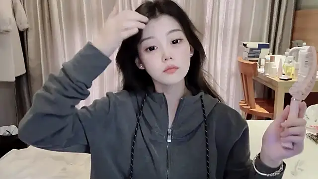 Snapshot of yangyang-1115 chatting on 21, 2, 2025 yangyang-1115 online show from 21, 2, 2025