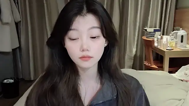 Snapshot of yangyang-1115 chatting on 21, 2, 2025 yangyang-1115 online show from 21, 2, 2025