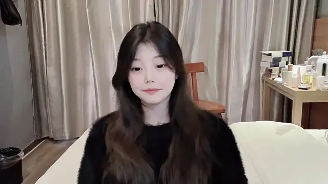 Snapshot of yangyang-1115 chatting on 22, 2, 2025 yangyang-1115 online show from 22, 2, 2025