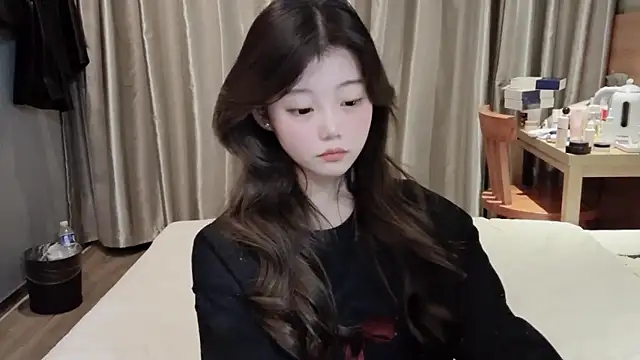 Snapshot of yangyang-1115 chatting on 25, 2, 2025 yangyang-1115 online show from 25, 2, 2025