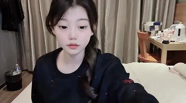 Snapshot of yangyang-1115 chatting on 26, 2, 2025 yangyang-1115 online show from 26, 2, 2025