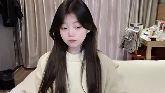 Snapshot of yangyang-1115 chatting on 3, 3, 2025 yangyang-1115 online show from 3, 3, 2025