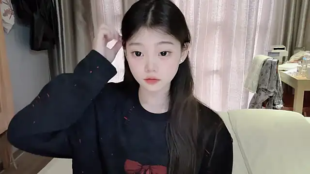 Snapshot of yangyang-1115 chatting on 9, 3, 2025 yangyang-1115 online show from 9, 3, 2025