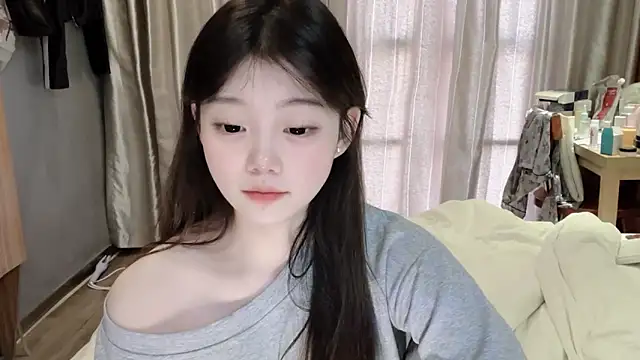 Snapshot of yangyang-1115 chatting on 10, 3, 2025 yangyang-1115 online show from 10, 3, 2025