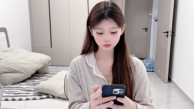 Snapshot of yangyang-1115 chatting on 9, 9, 2025 yangyang-1115 online show from 9, 9, 2025