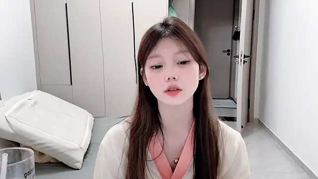 Snapshot of yangyang-1115 chatting on 24, 9, 2025 yangyang-1115 online show from 24, 9, 2025