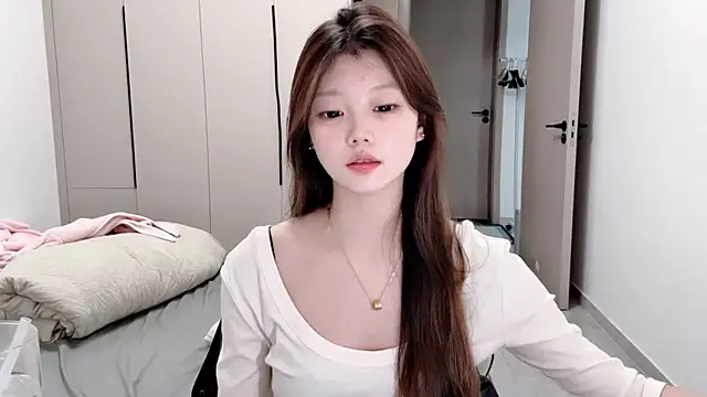 Snapshot of yangyang-1115 chatting on 6, 10, 2025 yangyang-1115 online show from 6, 10, 2025