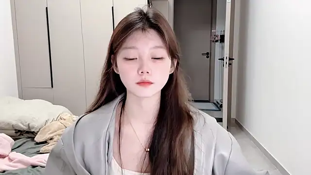 Snapshot of yangyang-1115 chatting on 15, 10, 2025 yangyang-1115 online show from 15, 10, 2025