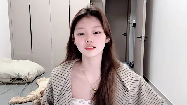 Snapshot of yangyang-1115 chatting on 17, 10, 2025 yangyang-1115 online show from 17, 10, 2025