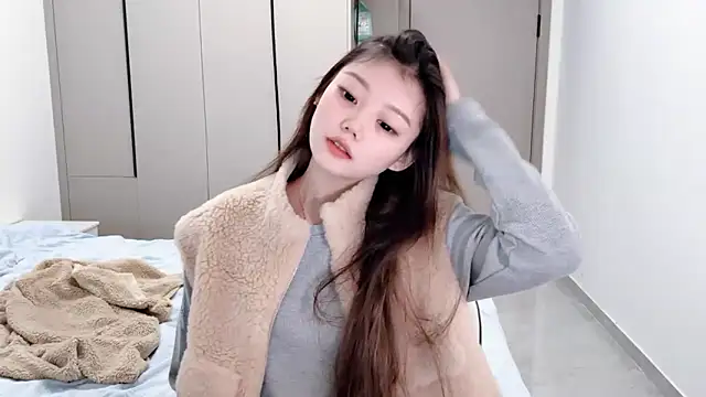 Snapshot of yangyang-1115 chatting on 23, 10, 2025 yangyang-1115 online show from 23, 10, 2025