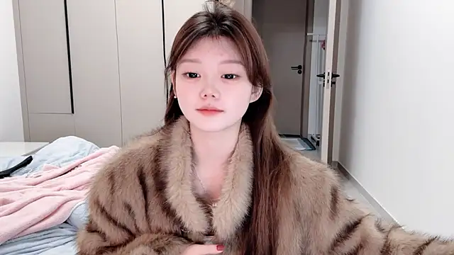 Snapshot of yangyang-1115 chatting on 25, 10, 2025 yangyang-1115 online show from 25, 10, 2025