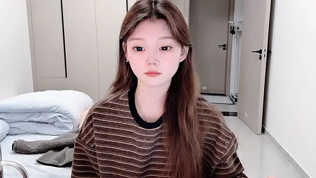 Snapshot of yangyang-1115 chatting on 4, 11, 2025 yangyang-1115 online show from 4, 11, 2025