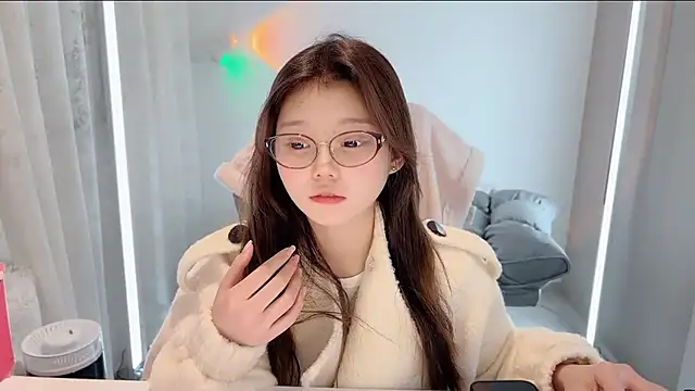 Snapshot of yangyang-1115 chatting on 29, 11, 2025 yangyang-1115 online show from 29, 11, 2025